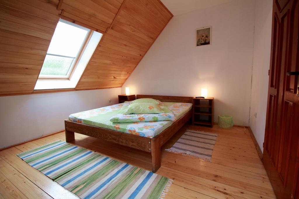 ホテルVila Sucu Poiana Mărului 部屋 写真