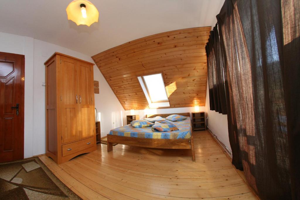 ホテルVila Sucu Poiana Mărului 部屋 写真